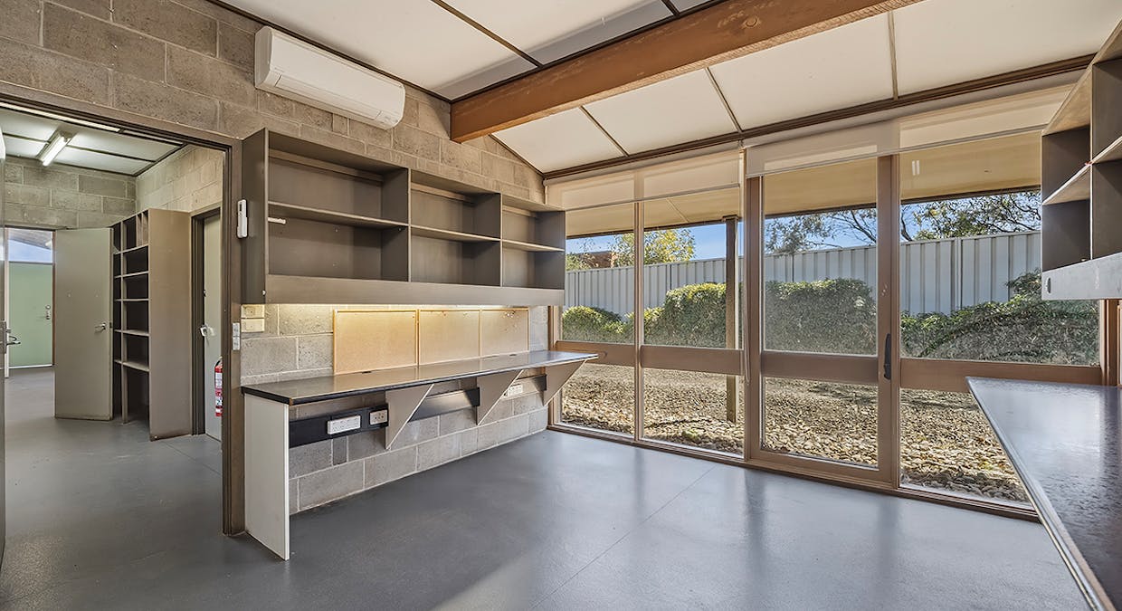 87 Cox Street, Hamilton, VIC, 3300 - Image 8